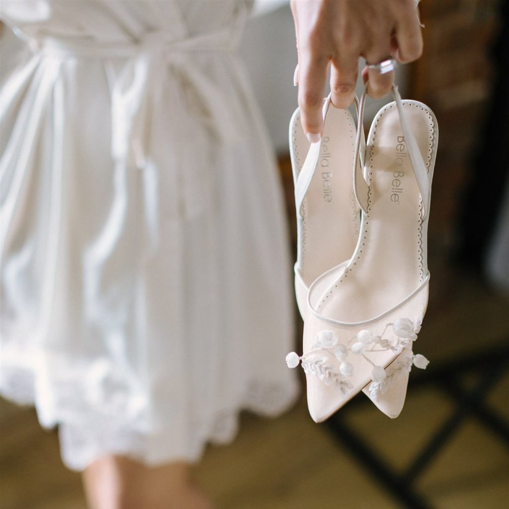 Bella Belle Ivory Silk Libby Heel USA 8 EUR 38 1/2